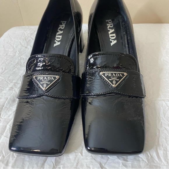 Prada Triangle-plaque square-toe black heeled patent leather loafers - Picture 8 of 11